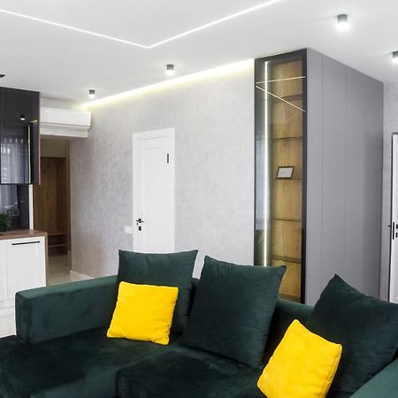 Vip Центр Львова Джакузі Камін Площа Ринок Bagian luar foto